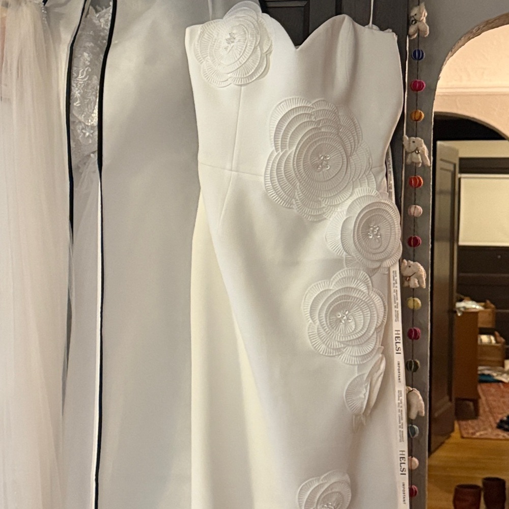 NWT Helsi Kaia Strapless 3D flower midi dress - Picture 8 of 11